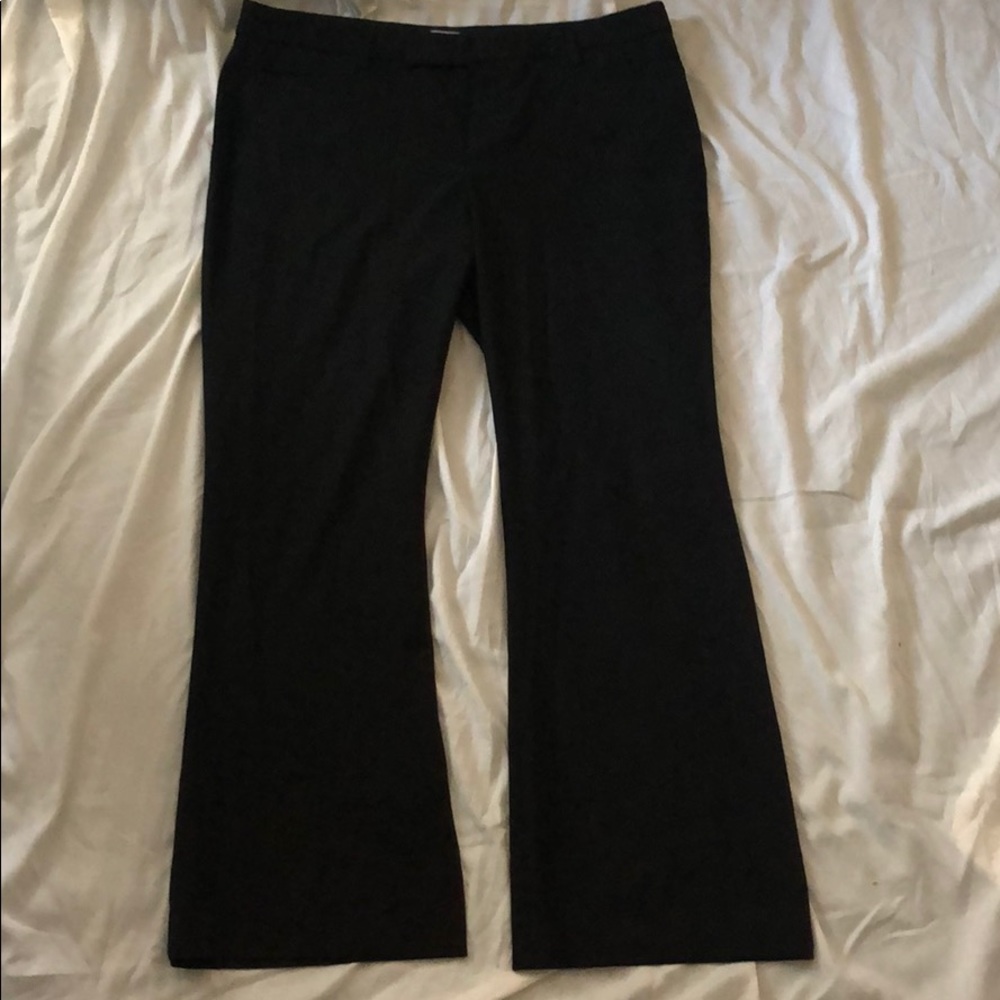 Black GAP “Modern Boot” women’s trousers